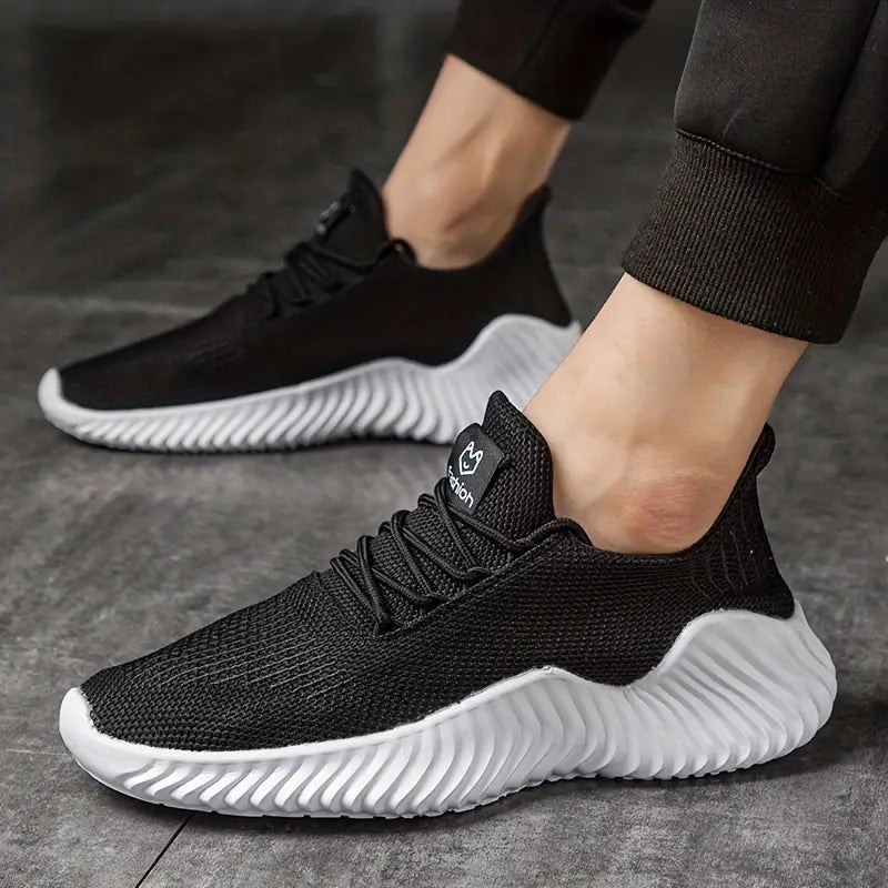 Beau | Men's Lightweight Lace-Up Sneakers